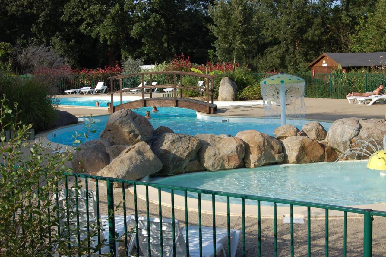 Camping Le Balcon De La Baie Saint-Marcan Екстериор снимка