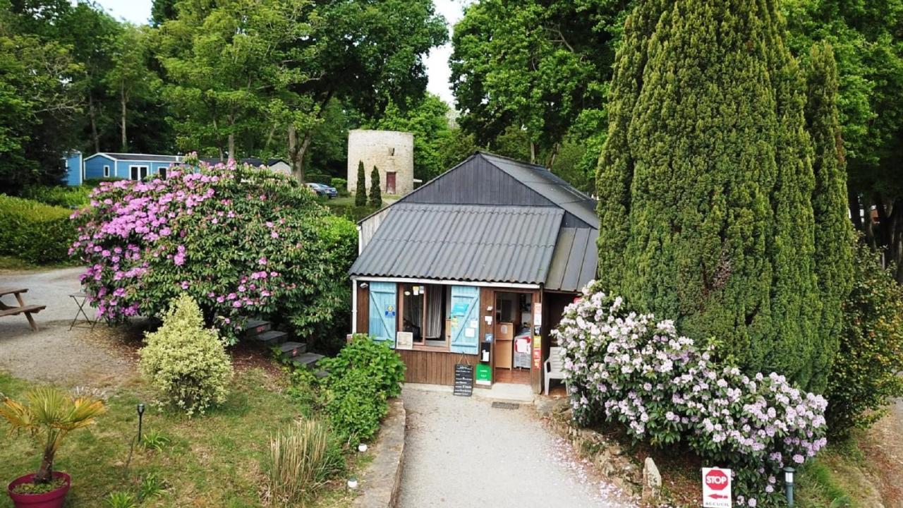Camping Le Balcon De La Baie Saint-Marcan Екстериор снимка