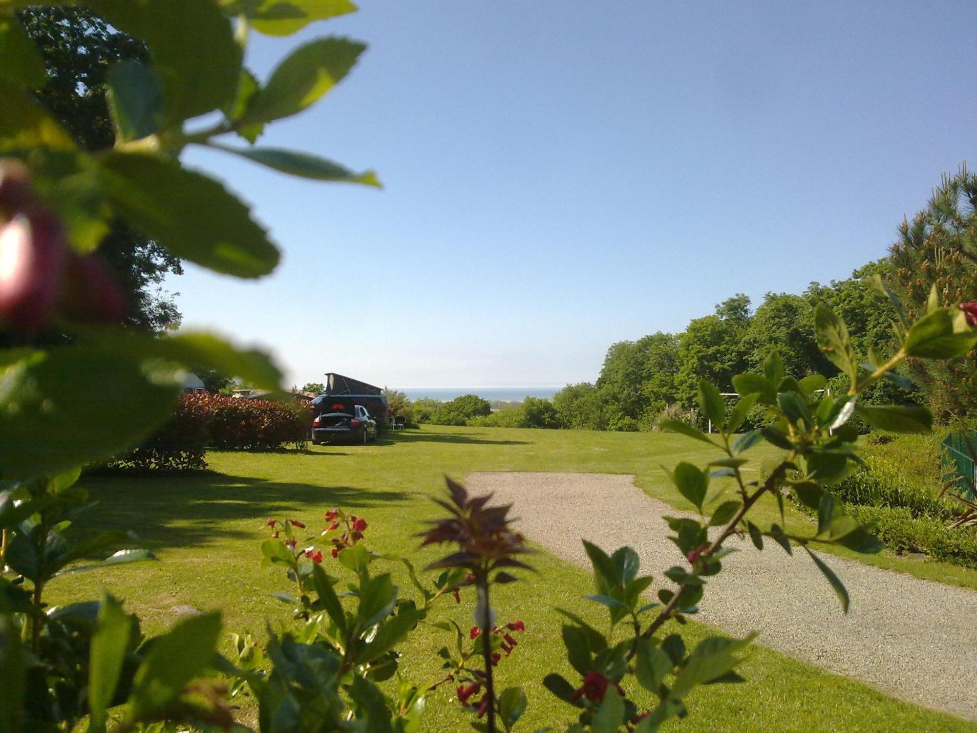 Camping Le Balcon De La Baie Saint-Marcan Екстериор снимка