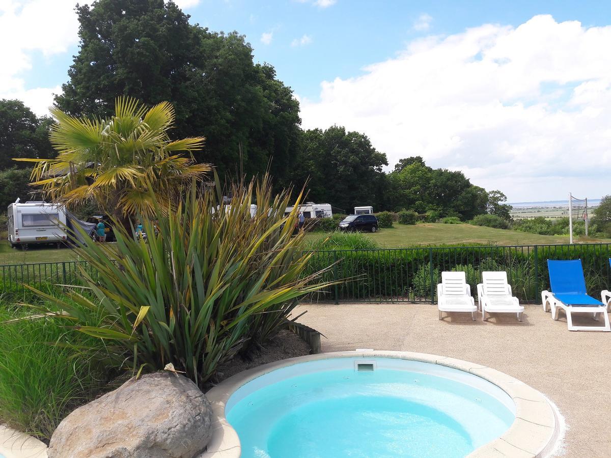 Camping Le Balcon De La Baie Saint-Marcan Екстериор снимка
